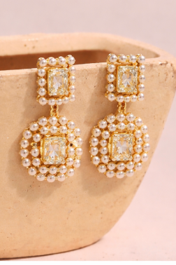Soléa Pearl Statement Earrings