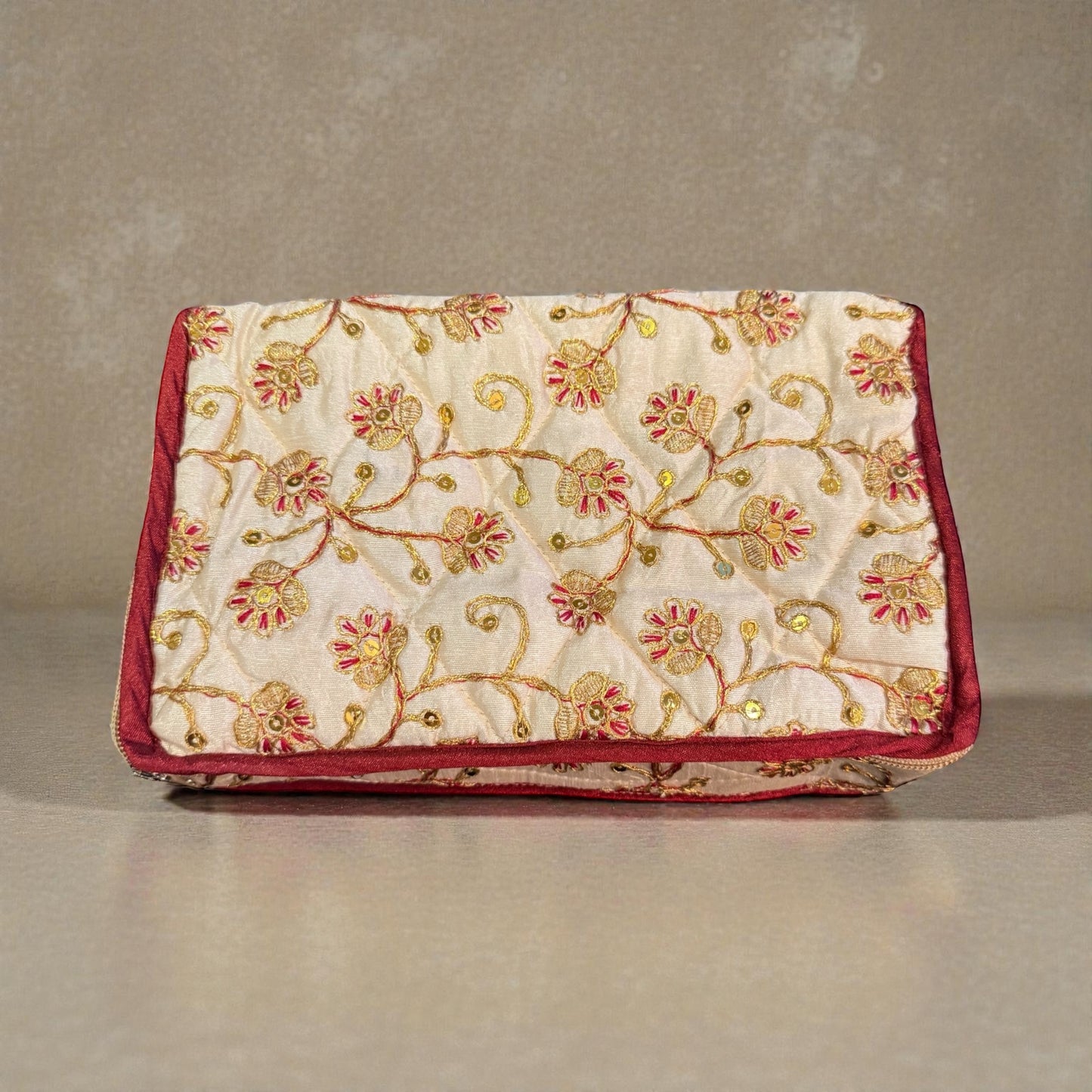 Noor Embroidered Jewellery Pouch