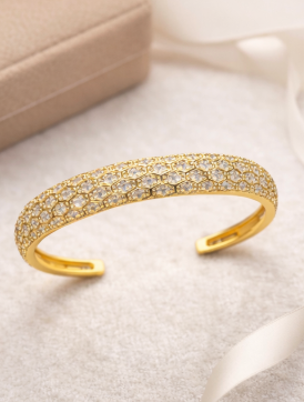 Zarina Pavé Cuff – Gold