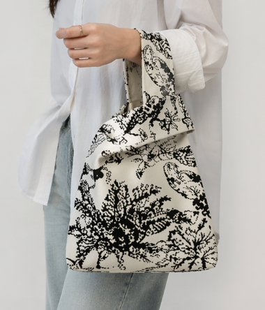 Noir Garden Knot Bag