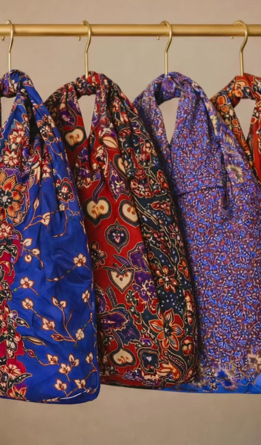 The Melaka Carry Bag